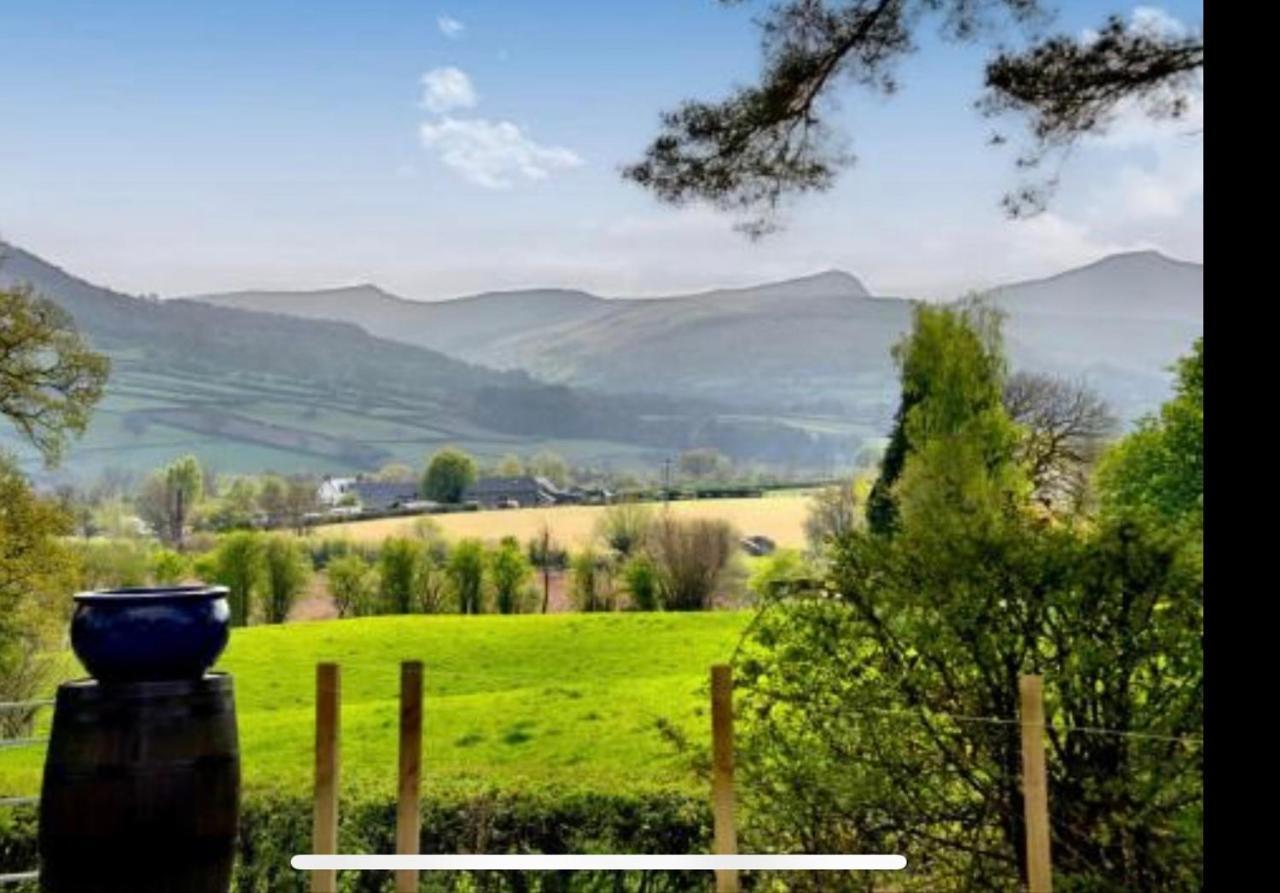 Mountain Suite, Stunning Views, Brecon Beacons Llanhamlach Zewnętrze zdjęcie